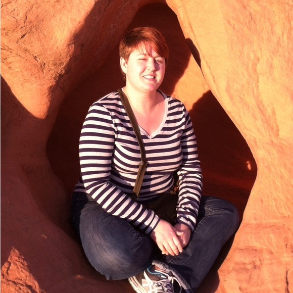 Meet your Posher, Juanita - Picture 1 of 1